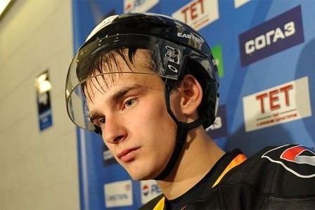 Хоккеист «Северстали» Павел Бучневич перешел в СКА